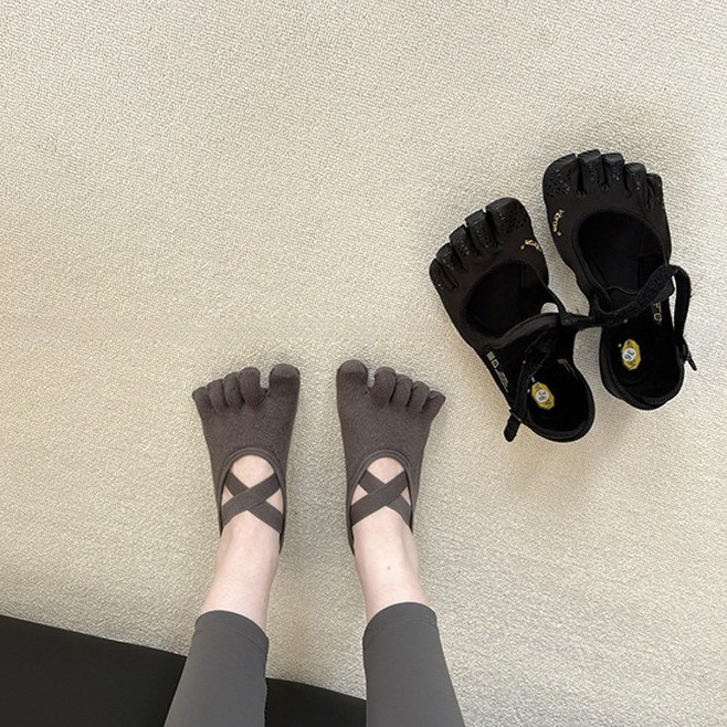 Kadın Çapraz Askılı Beş Parmak - Pilates Yoga Home incelemesi ve fiyatı